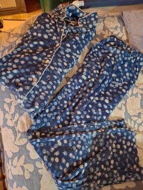 DKNY Women's Navy Blue and White Dot Fleece Pajama Set